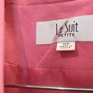 Beautiful.(2)piece suit